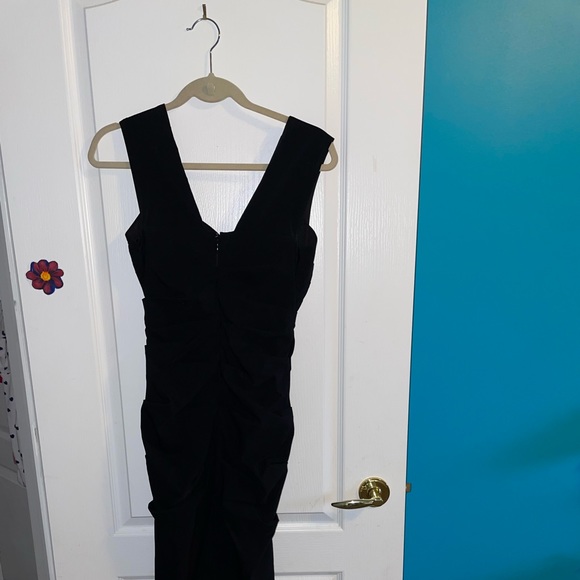 Le Chateau dress - Picture 2 of 2